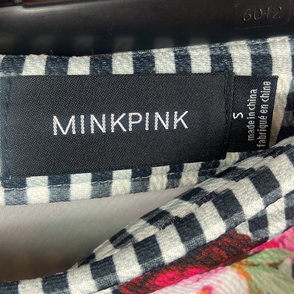MinkPink Size Small Plaid Mini Skirt with Floral Print - Picture 4 of 6